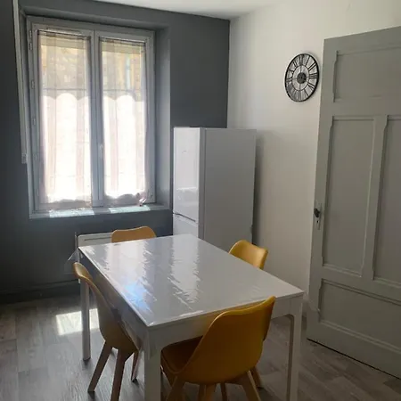 Les Des Serves Apartmán *